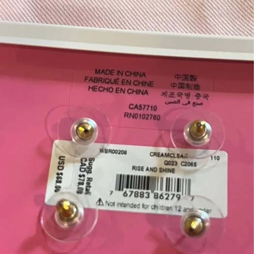 Kate Spade Bundle: 2 pair stud earrings & insulated lunch cooler $118 RetailValu